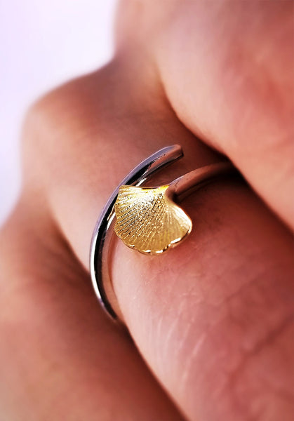 Ginkgo Biloba Ring - Silver - Goldsmith Malmö - Unique jewellry